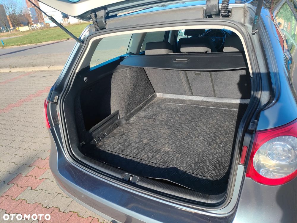 Volkswagen Passat 2.0 TDI DPF Comfortline DSG - 7