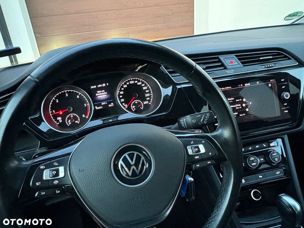 Volkswagen Touran 2.0 TDI SCR (BlueMotion Technology) DSG Highline - 16