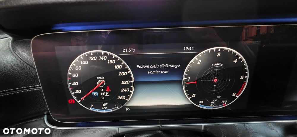 Mercedes-Benz Klasa E 220 d 4-Matic 9G-TRONIC - 23