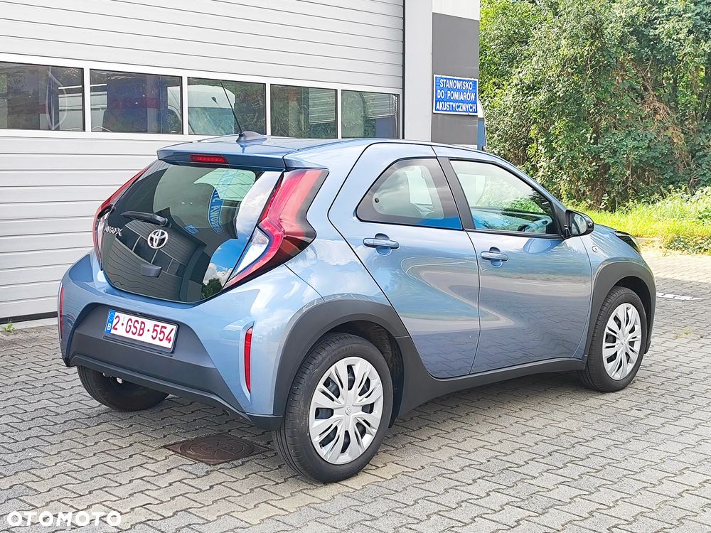 Toyota Aygo X Air Teamplayer - 4