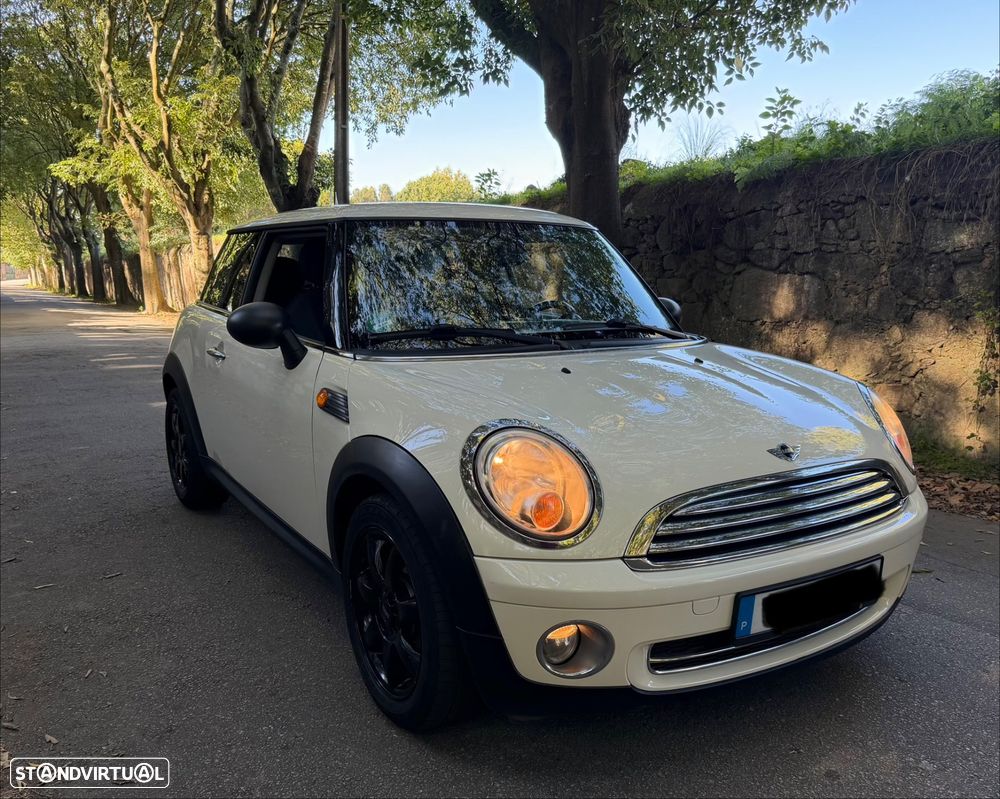 MINI 3 Portas One - 2