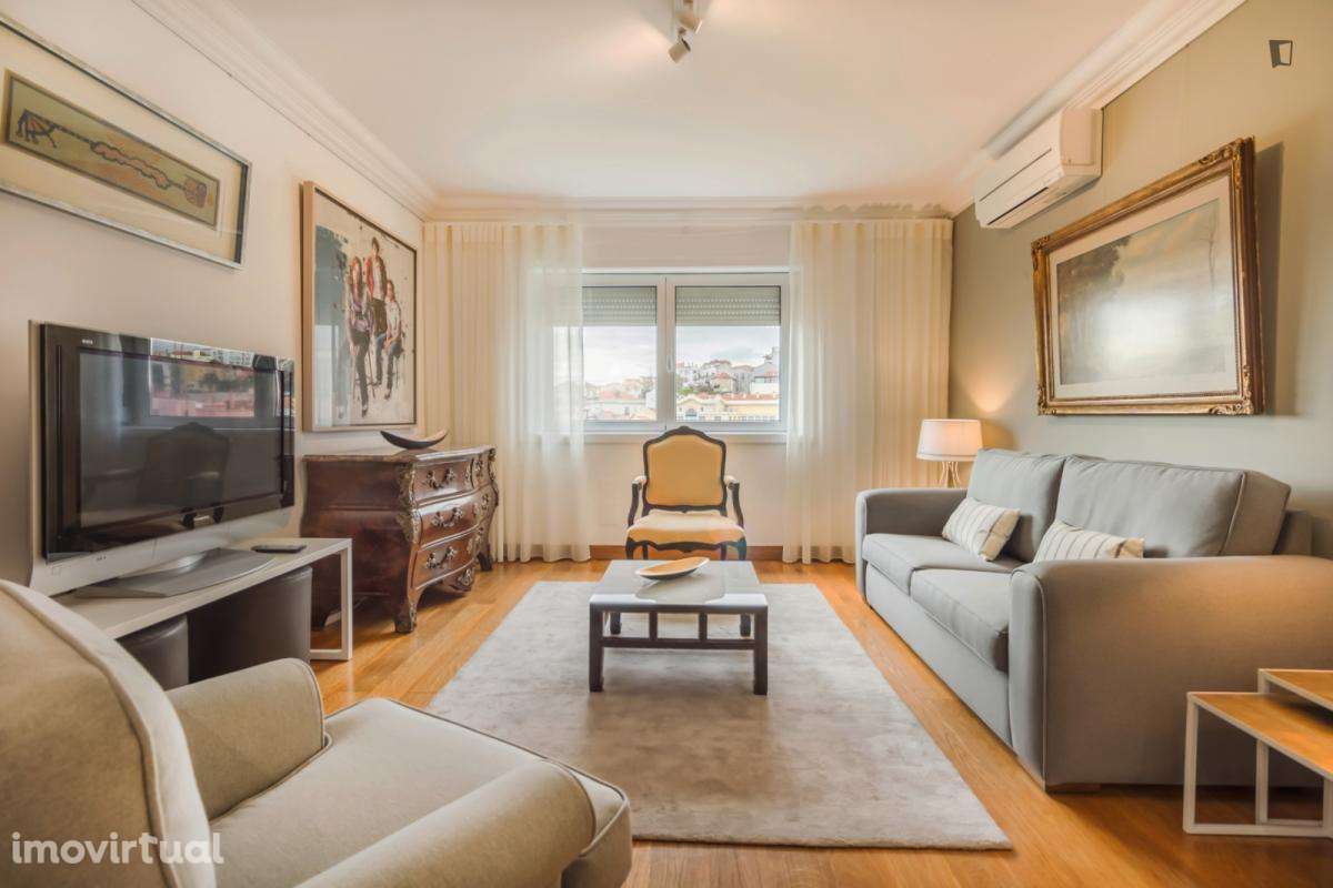 Apartamento com 1 quartos - localizado em São Bento Lisbon - Grande imagem: 3/16