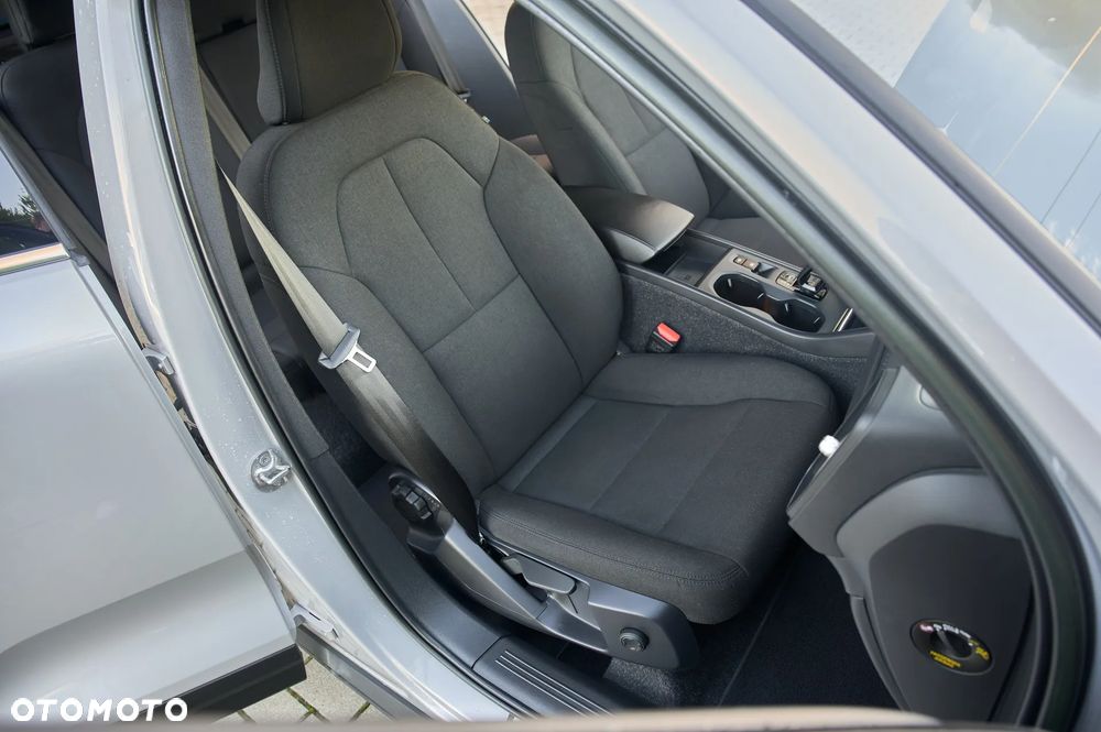 Volvo XC 40 - 29