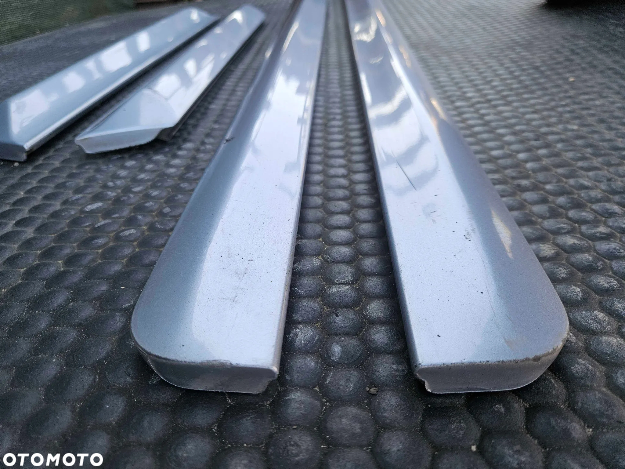 Listwa Listwy Drzwi S-Line Dolne Srebrne Komplet Audi A4 B6 B7 Oryginalne - 15