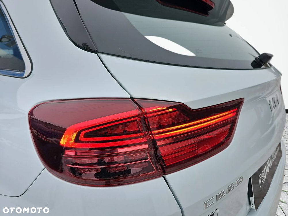 Kia Ceed 1.5 T-GDI M - 27