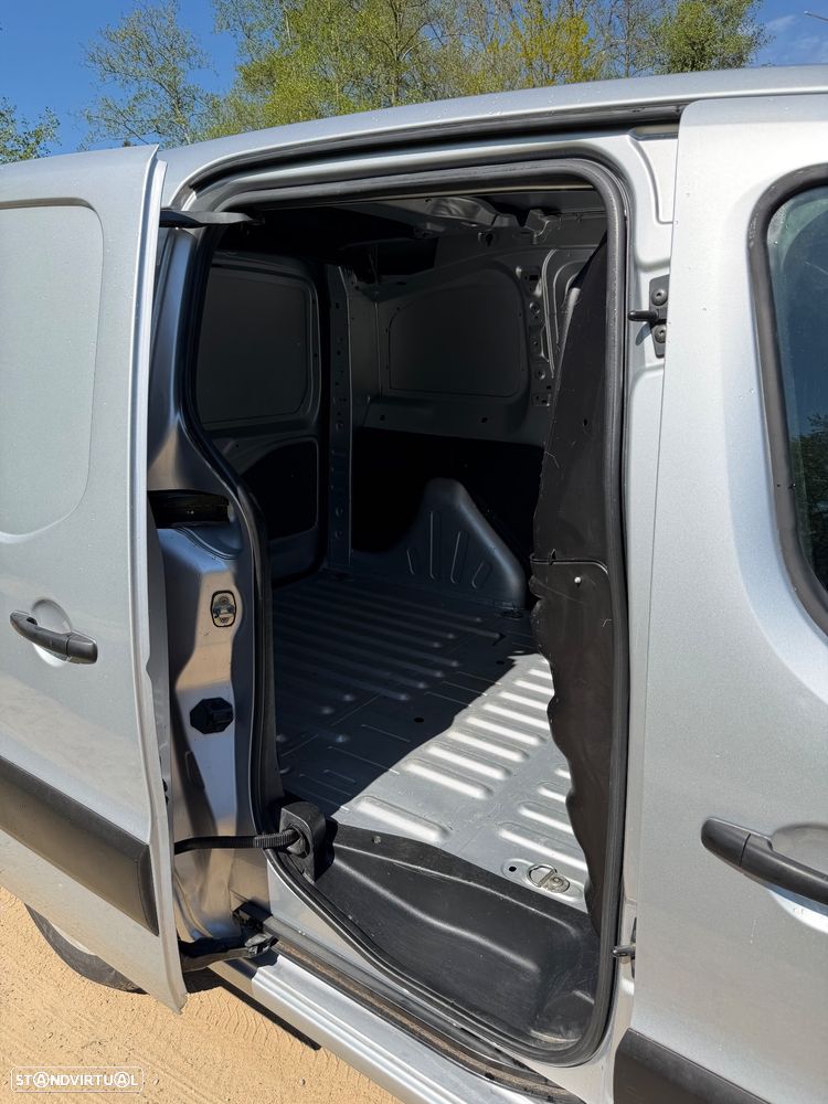 Peugeot Partner 1.6 Hdi L1 - 3 lugares - 2014 - 12