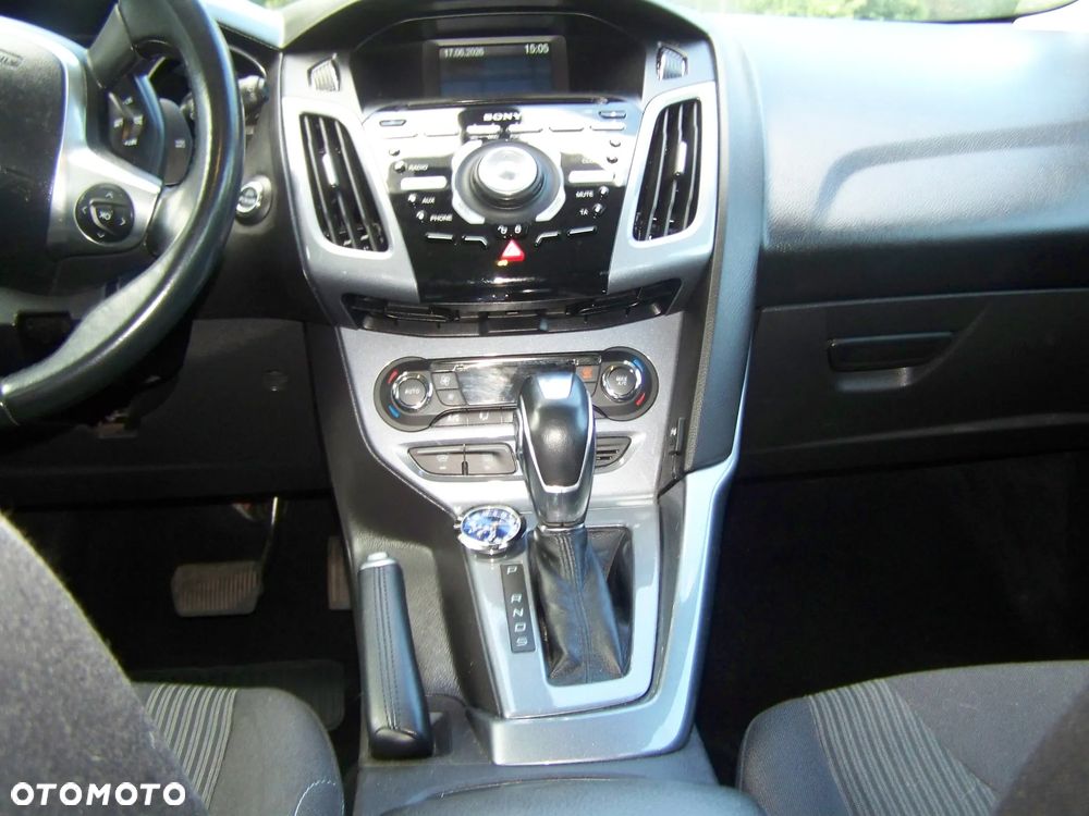 Ford Focus 1.6 TI-VCT SYNC Edition - 17