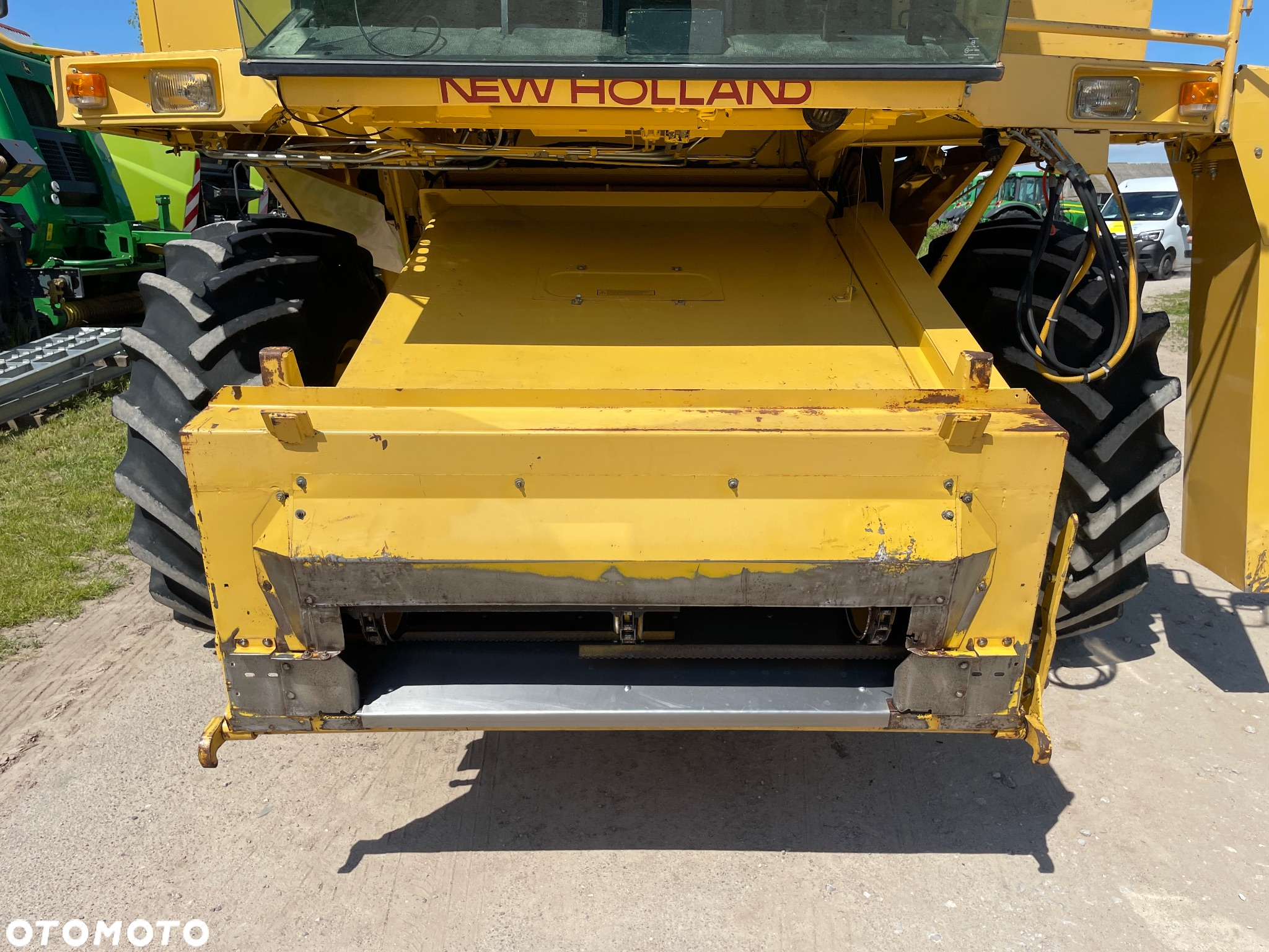 New Holland TX 32 - 3