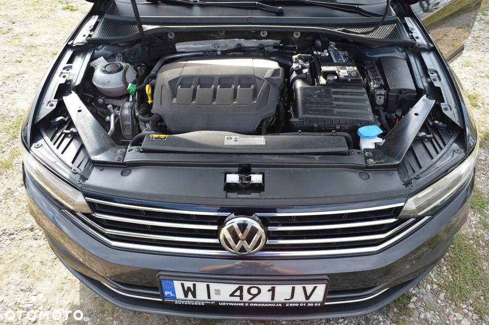 Volkswagen Passat 2.0 TSI Business DSG - 19
