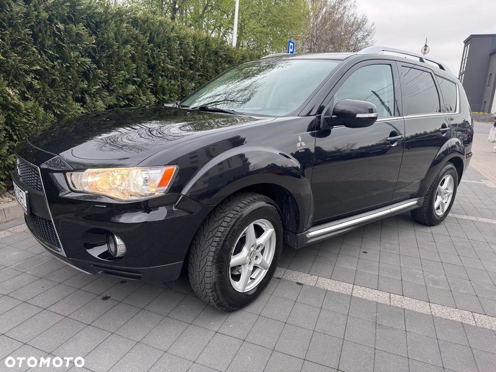 Mitsubishi Outlander 2.0 DID Instyle - 2