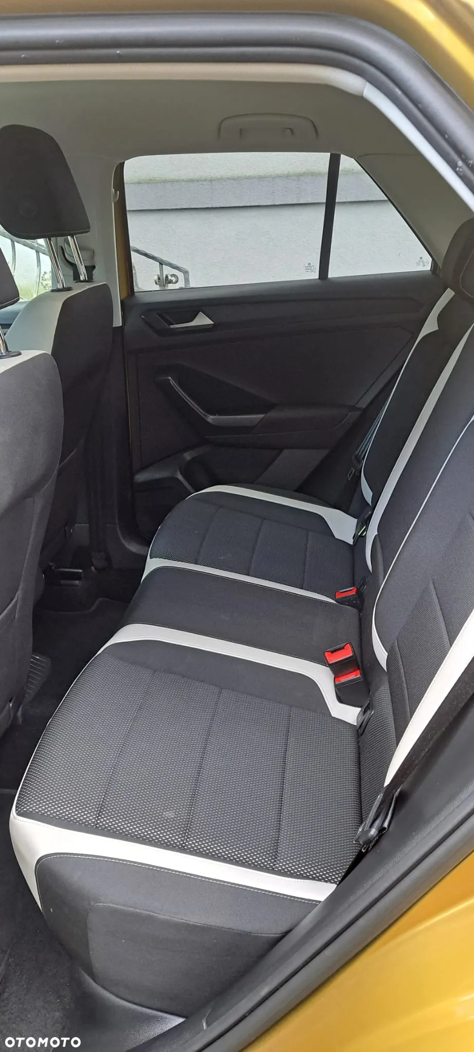 Volkswagen T-Roc 1.5 TSI ACT Premium - 5