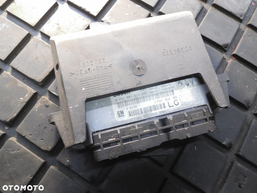 STEROWNIK SILNIKA OPEL VECTRA B 2.0 DTI 90569348 0281001634 - 1