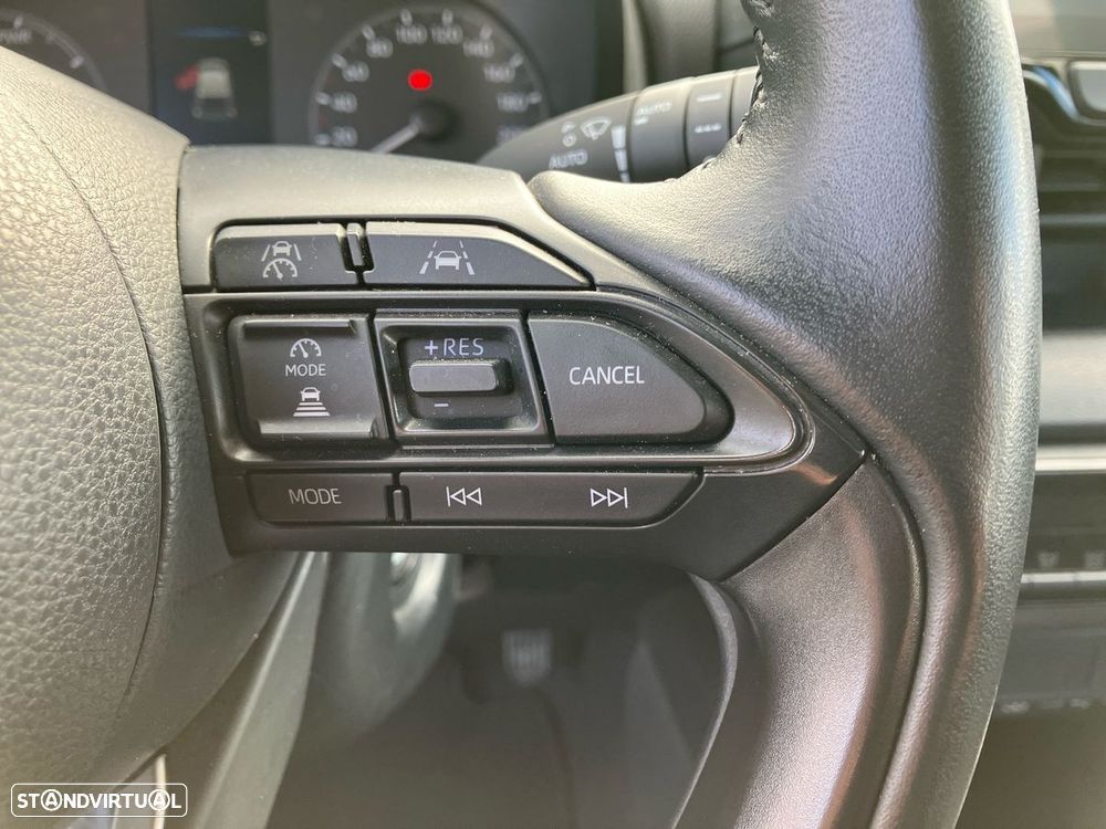 Toyota Yaris 1.5 HDF Comfort Plus - 27