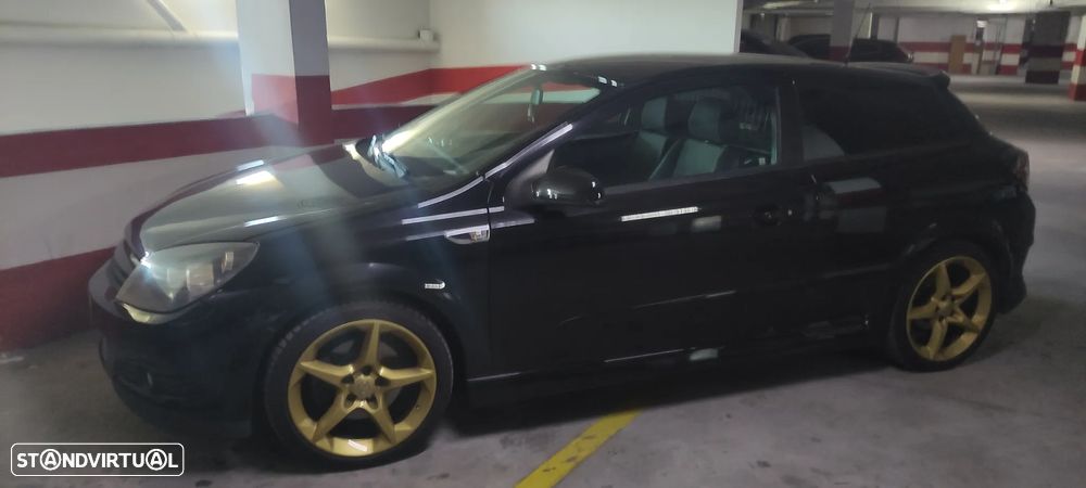 Opel Astra GTC 1.9 CDTI - 1