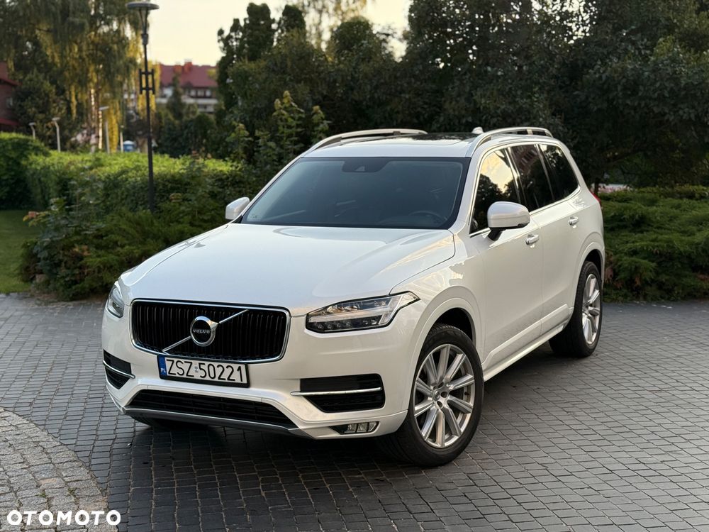 Volvo XC 90 T5 AWD Momentum - 1
