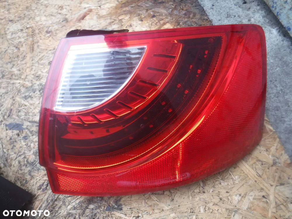 Seat Exeo lift LED  kombi lampa tyl w blotnik lewa prawa 3R9945096B 3R9945095B - 4
