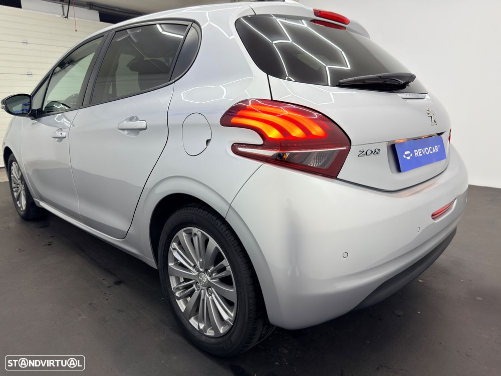 Peugeot 208 1.6 BlueHDi Style - 10