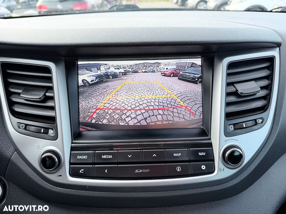 Hyundai Tucson blue 2.0 CRDi 4WD Premium - 14