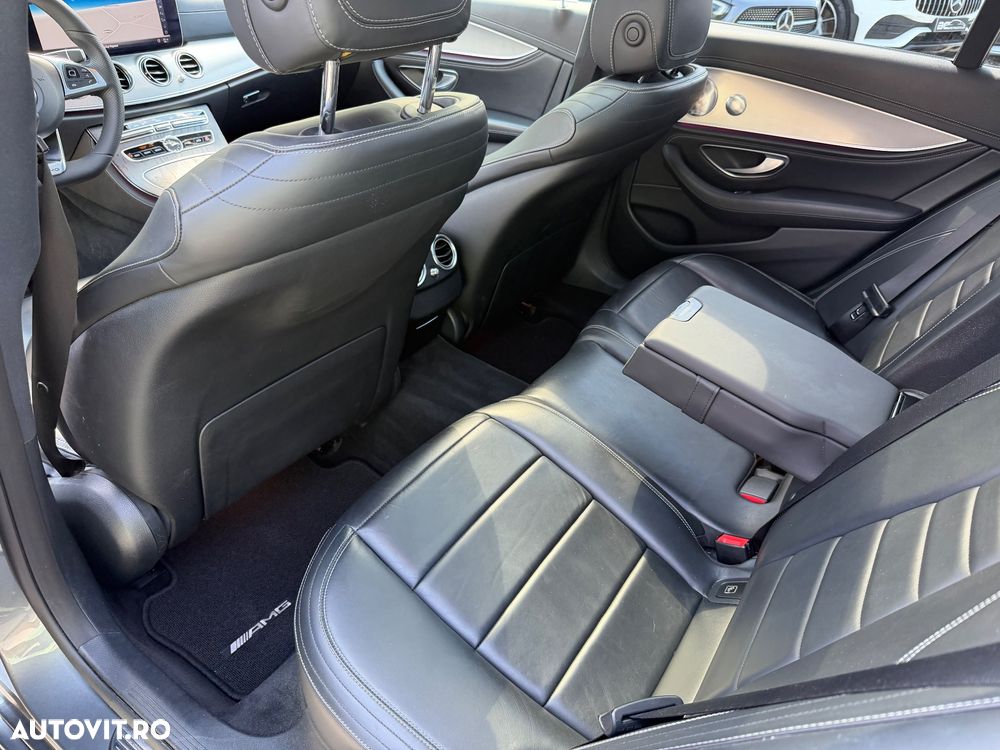 Mercedes-Benz E 220 d 4Matic 9G-TRONIC AMG Line - 8