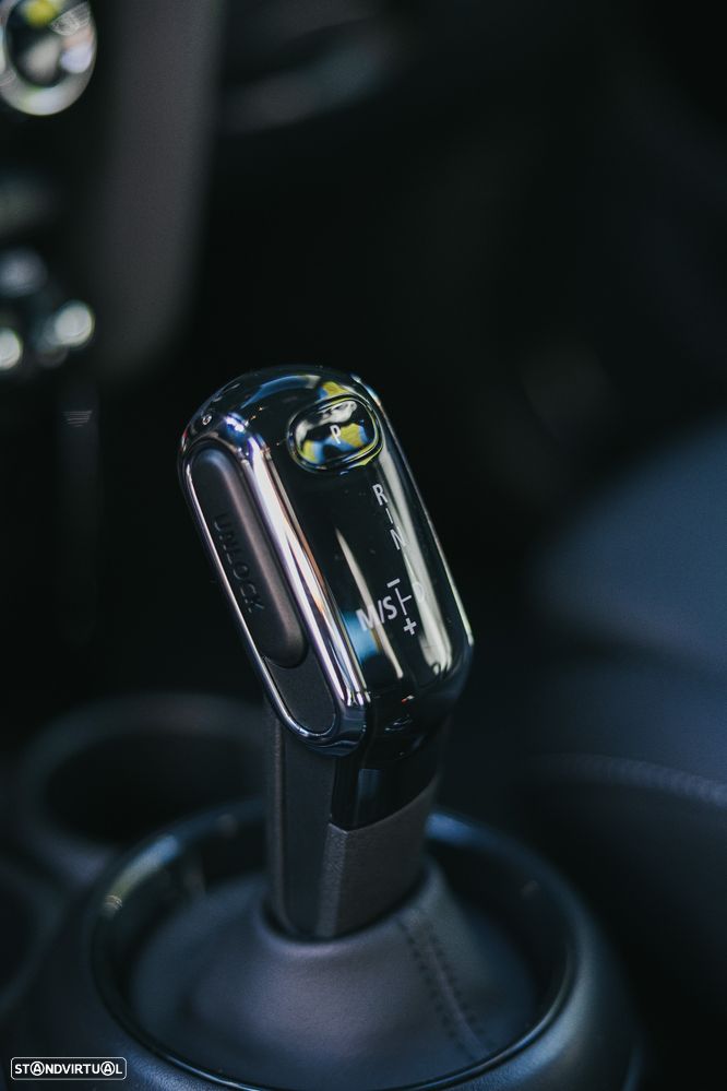 MINI 5 Portas Cooper Auto - 22