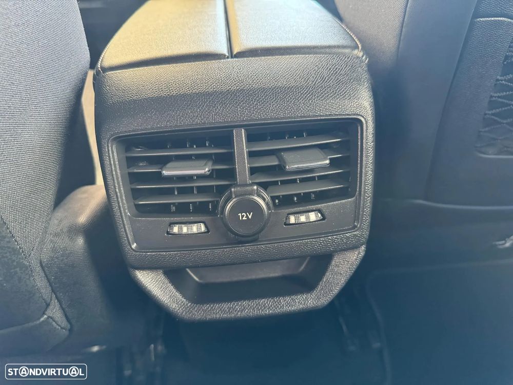 Peugeot 3008 1.5 BlueHDi GT Line - 21