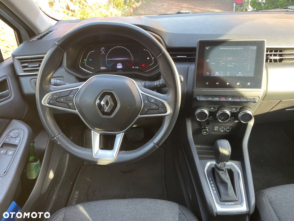 Renault Clio - 10