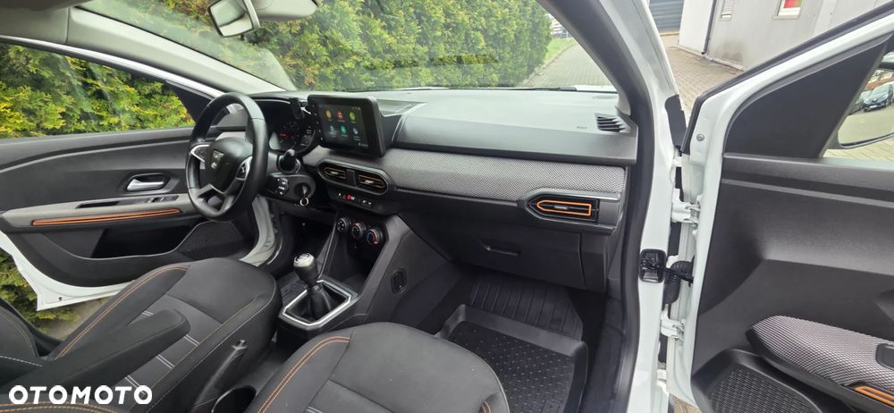 Dacia Sandero Stepway 1.0 TCe Laureate S&S - 37