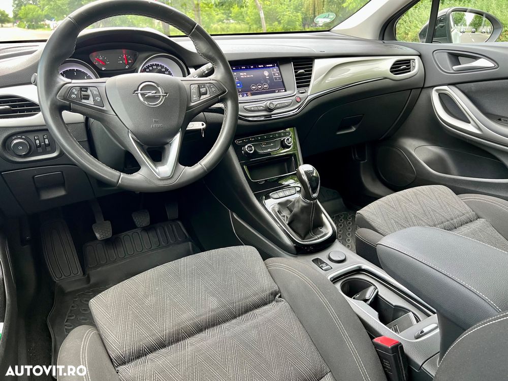 Opel Astra 1.5 D Start/Stop 2020 - 9