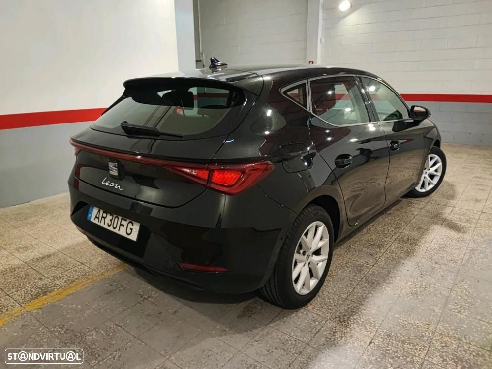 SEAT Leon 2.0 TDI Style — fotografia 4