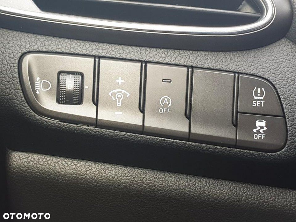 Hyundai i30 - 24