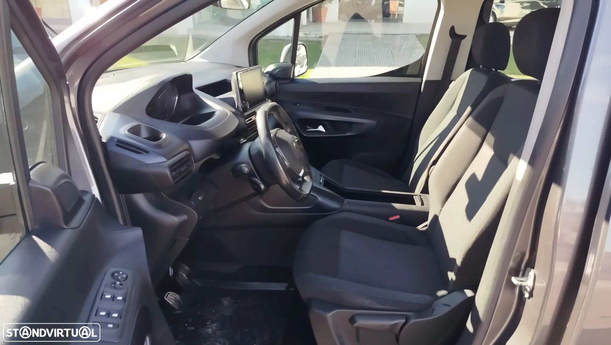 Peugeot Rifter 1.5 BlueHDi Longa Allure - 11