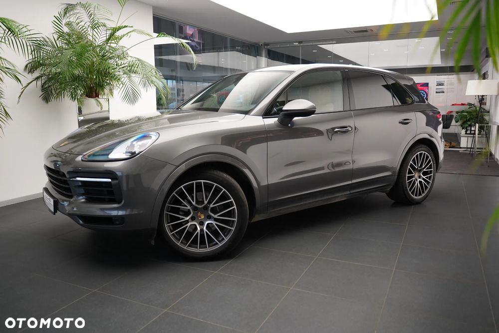 Porsche Cayenne Standard - 33