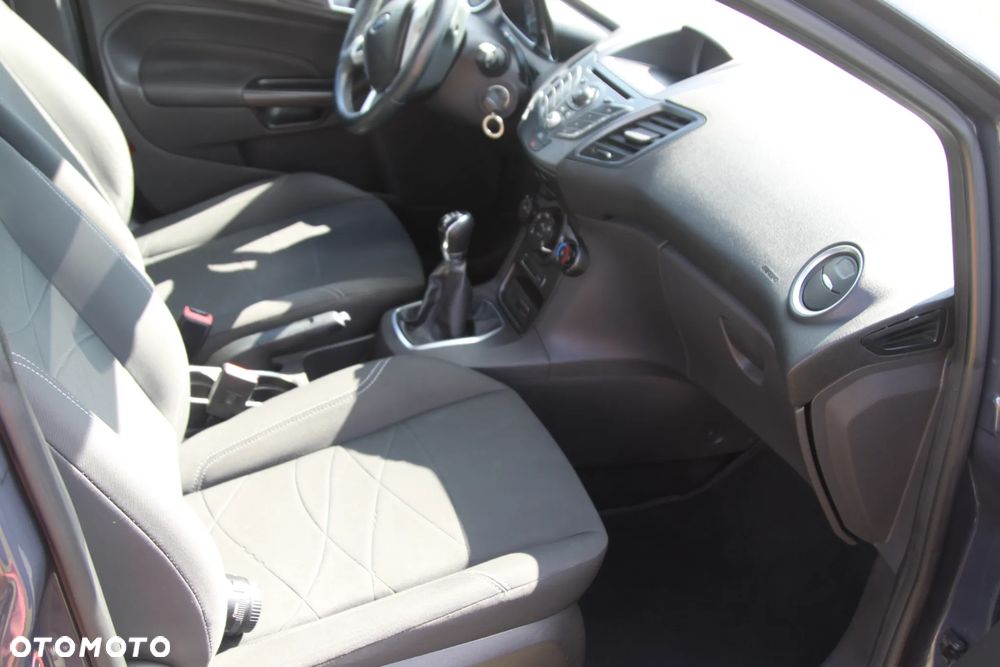 Ford Fiesta - 14