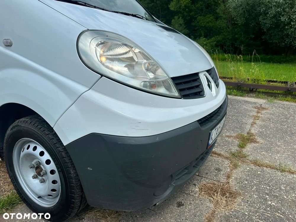 Renault Trafic 2.0 diesel 115kM 2011 rok, automat, WEBASTO, HAK, STAN BARDZO DOBRY!!! - 16