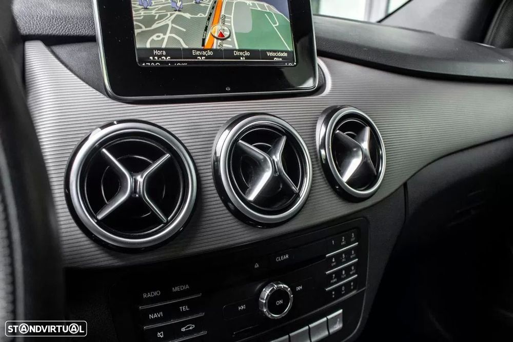 Mercedes-Benz B 250 - 23
