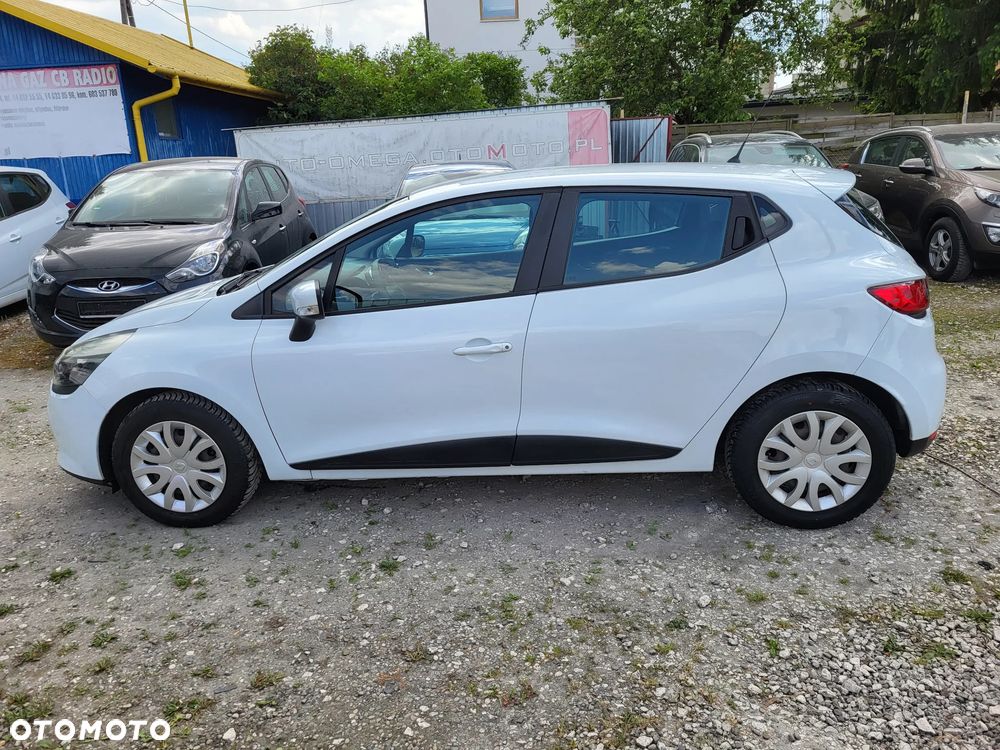 Renault Clio 1.2 16V 75 Business - 5