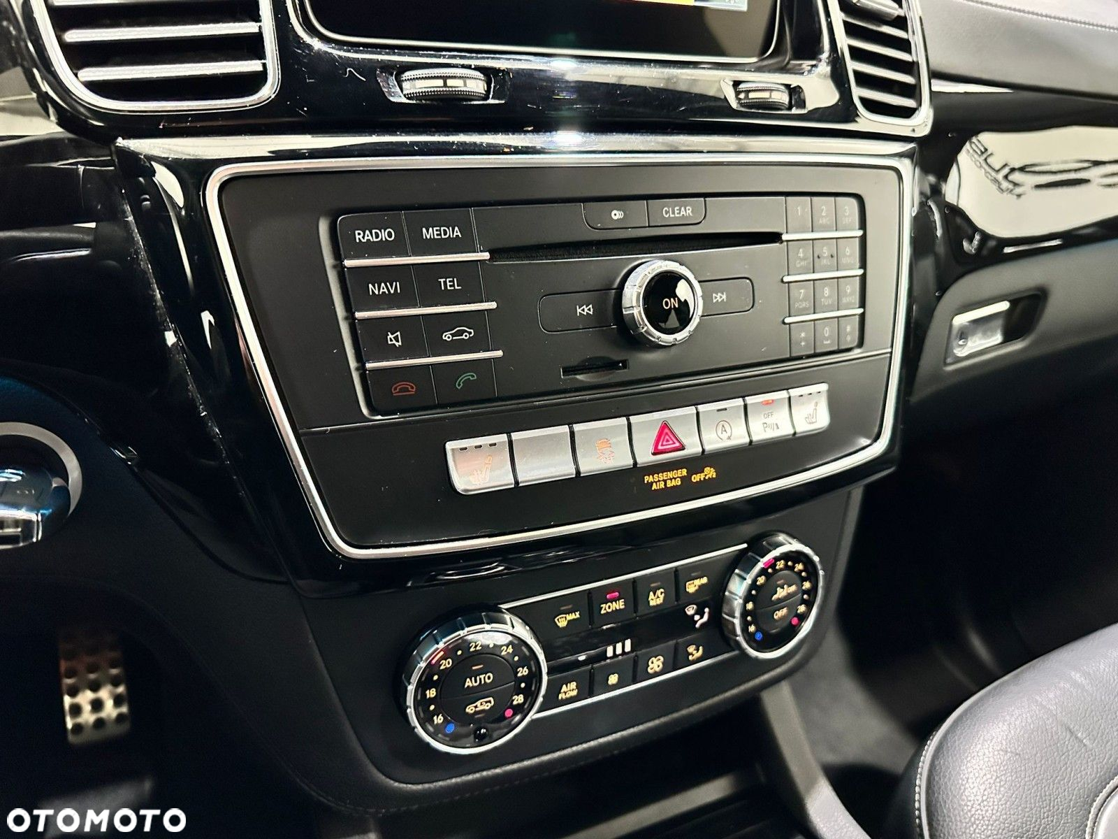 Mercedes-Benz GLS 350 d 4-Matic - 34