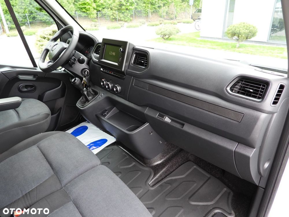 Renault MASTER PLANDEKA 10 PALET WEBASTO TEMPOMAT NAWIGACJA LEDY PNEUMATYKA KLIMATYZACJA  165KM - 39