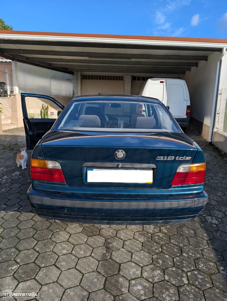 BMW 318 - 5