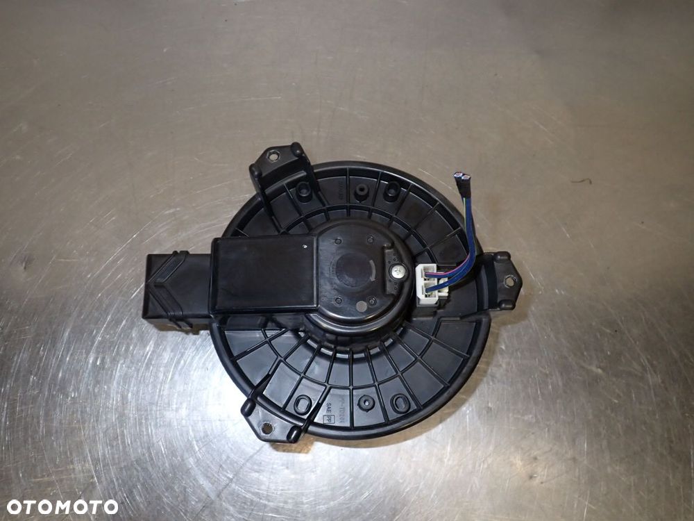 WENTYLATOR NAWIEWU DODGE CALIBER  AY272700-5011 - 2