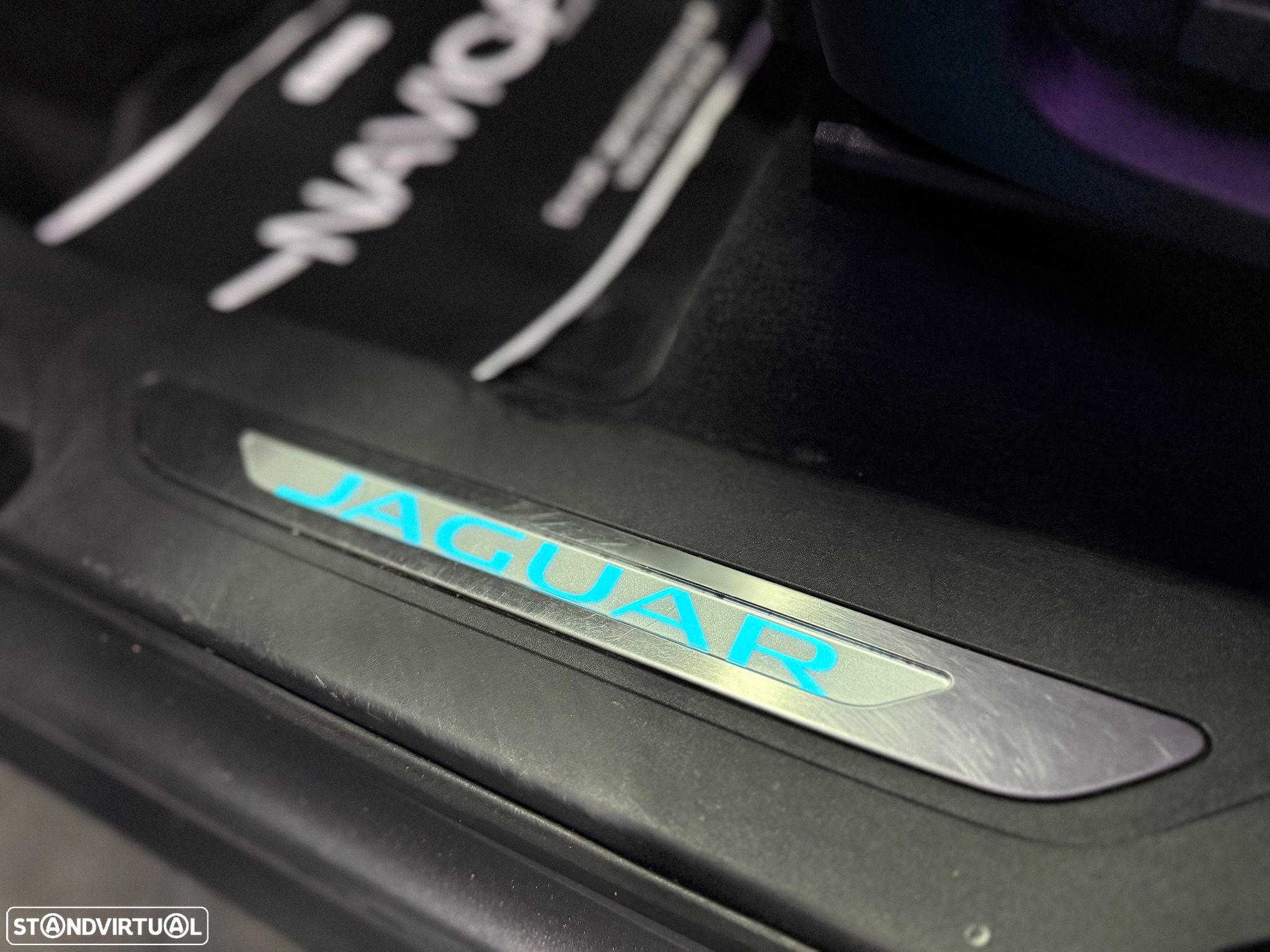 Jaguar F-Pace 20d Aut. R-Sport - 23