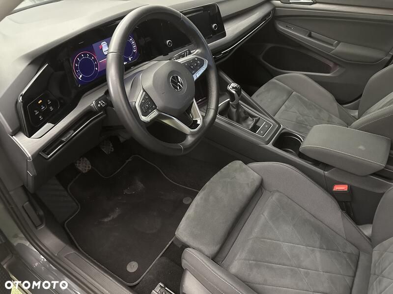 Volkswagen Golf 1.5 TSI EVO Style - 11