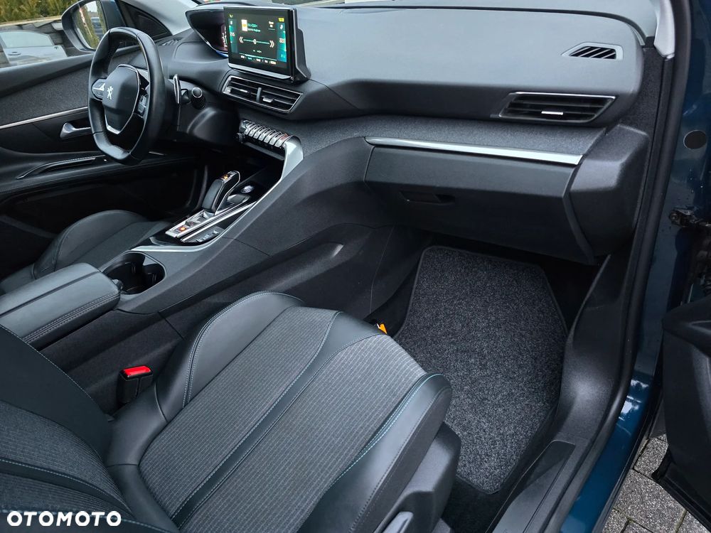 Peugeot 3008 1.6 PureTech Hybrid PHEV Allure Pack S&S EAT8 - 12