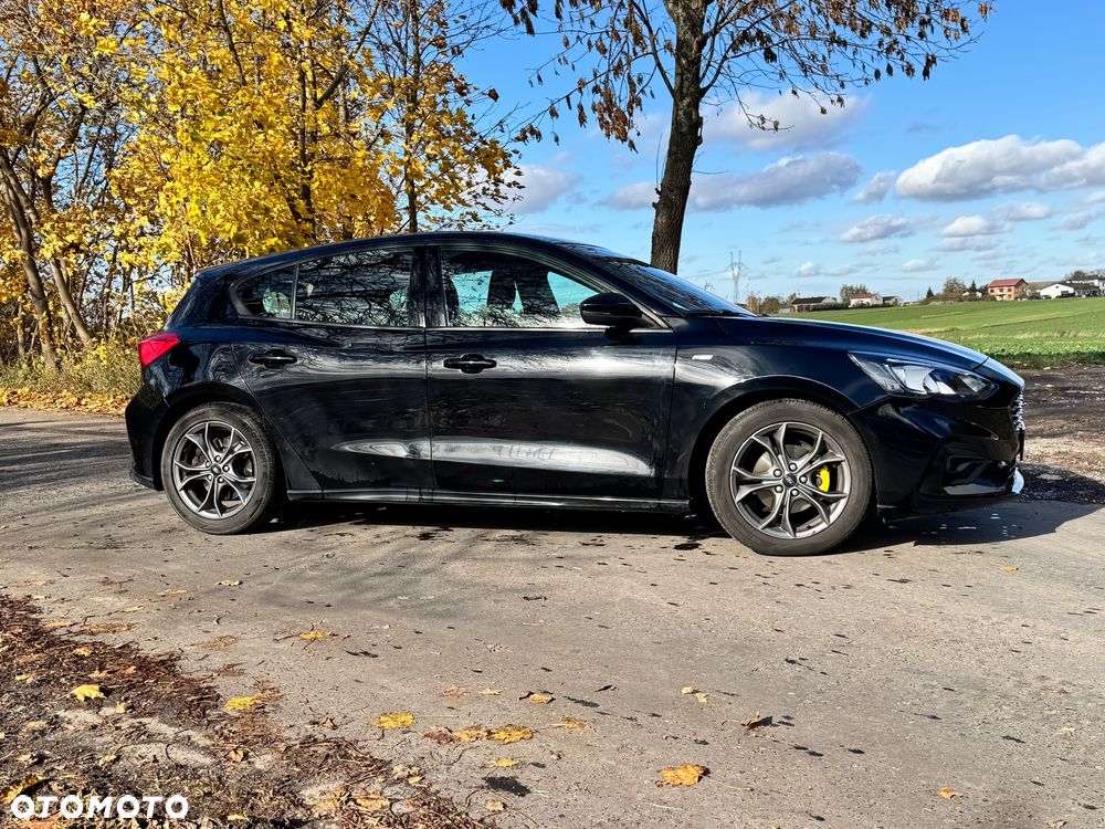 Ford Focus 1.5 EcoBoost ST-Line - 4
