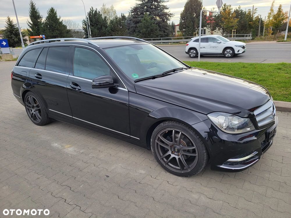 Mercedes-Benz Klasa C 200 T (BlueEFFICIENCY) 7G-TRONIC Elegance - 1