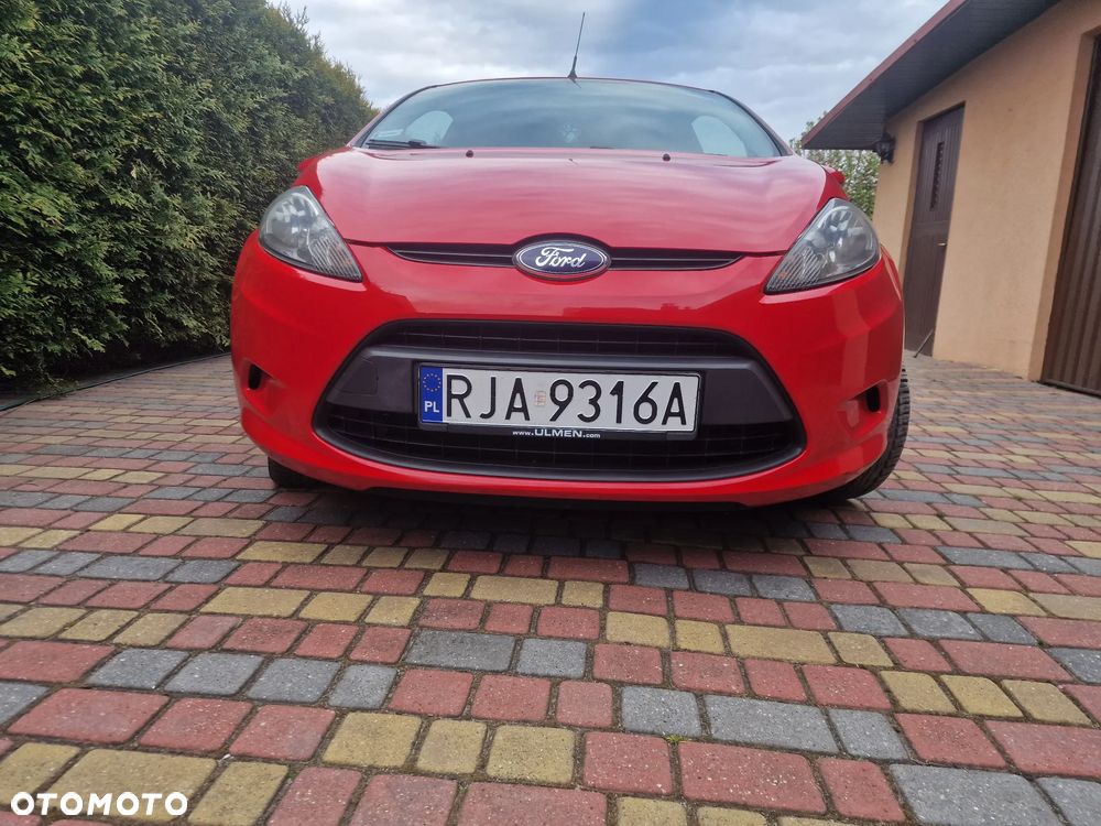Ford Fiesta 1.25 Ambiente EU5 - 1