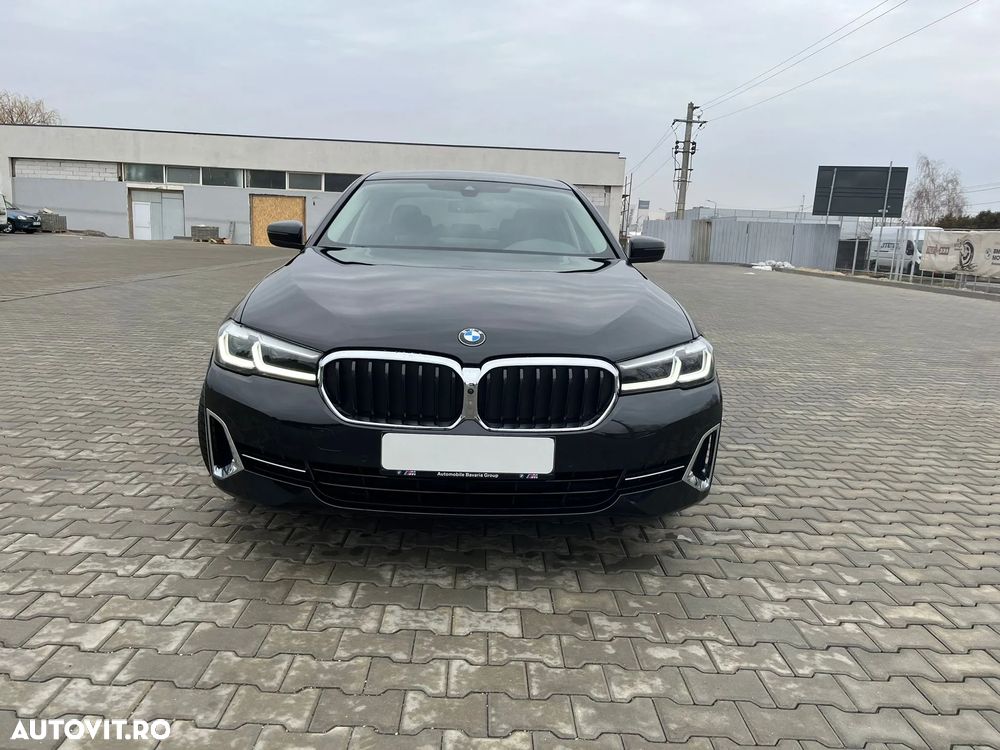 BMW Seria 5 530e Aut. - 10