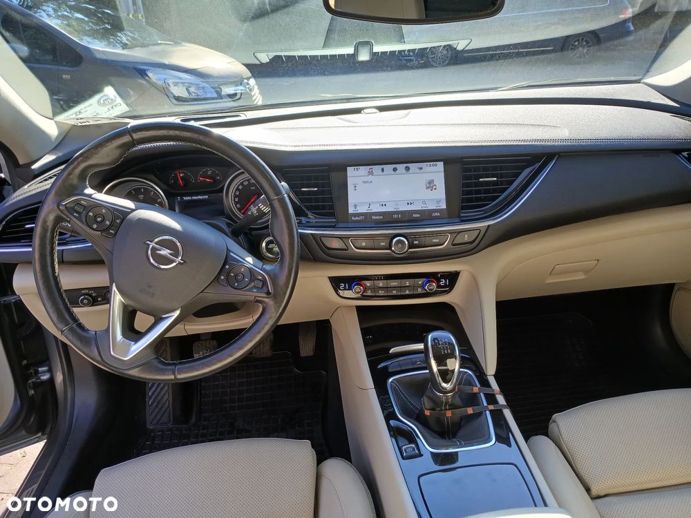 Opel Insignia 1.5 T Enjoy S&S Eco - 22