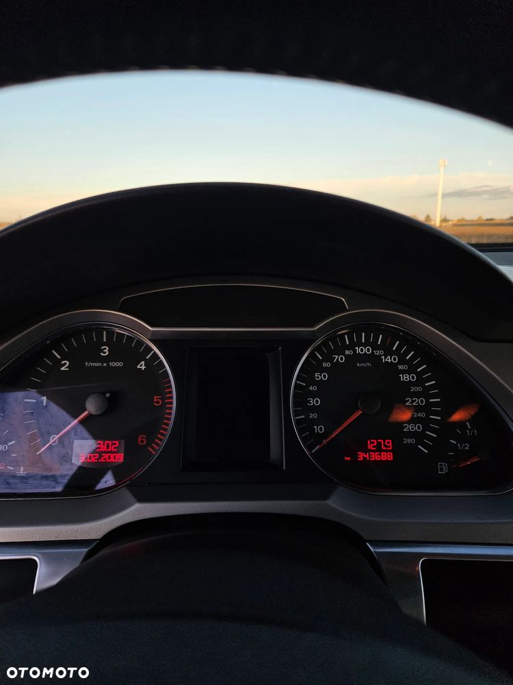 Audi A6 Avant - 11