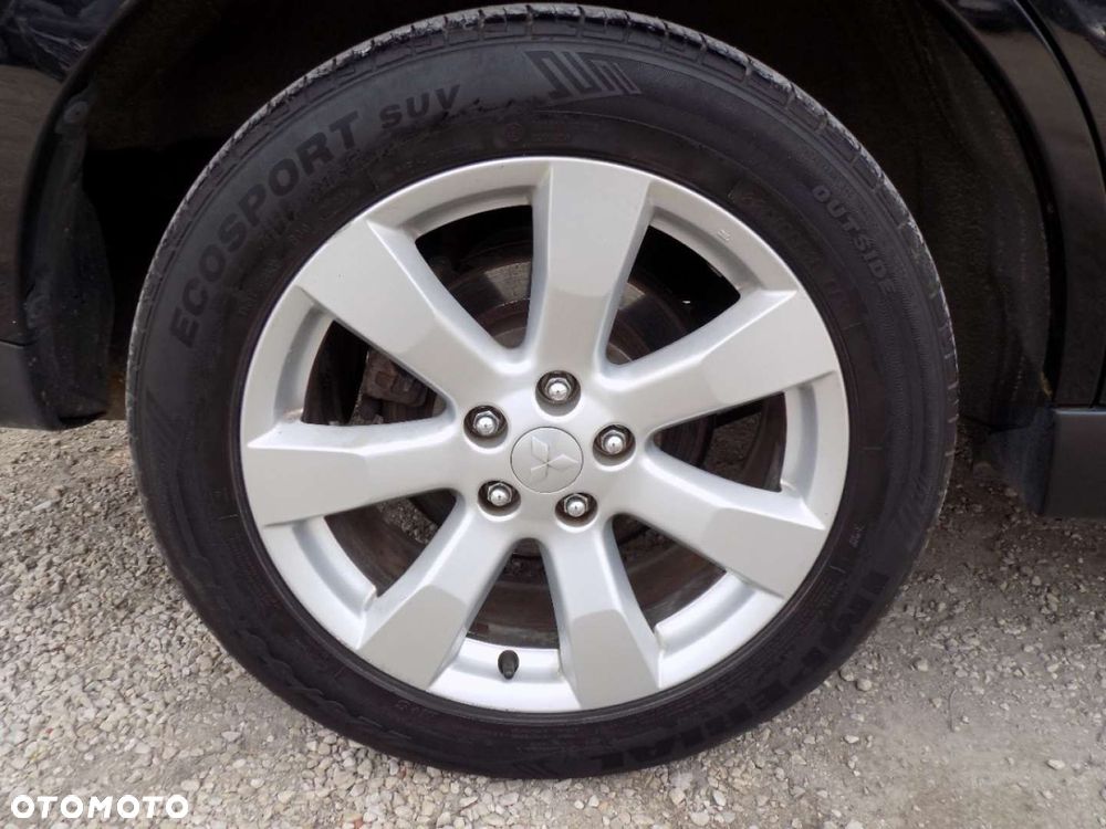 Mitsubishi Outlander - 18